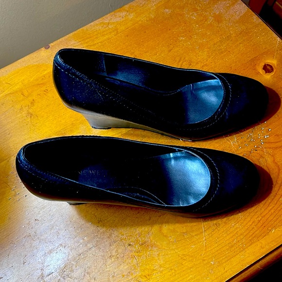 Nine West High Wedge - Picture 1 of 4